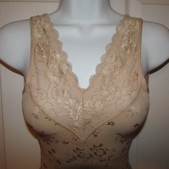 Lace Trimmed Bodyshaper - Nude XS - Picture 2 of 10